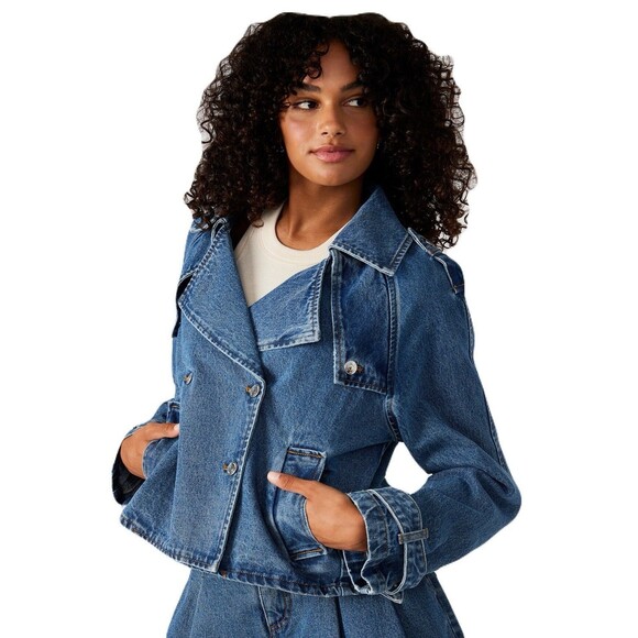 NEW Steve Madden Womens Size Medium Sirus Cropped Trench Blue Denim Jacket $109 - Picture 1 of 9